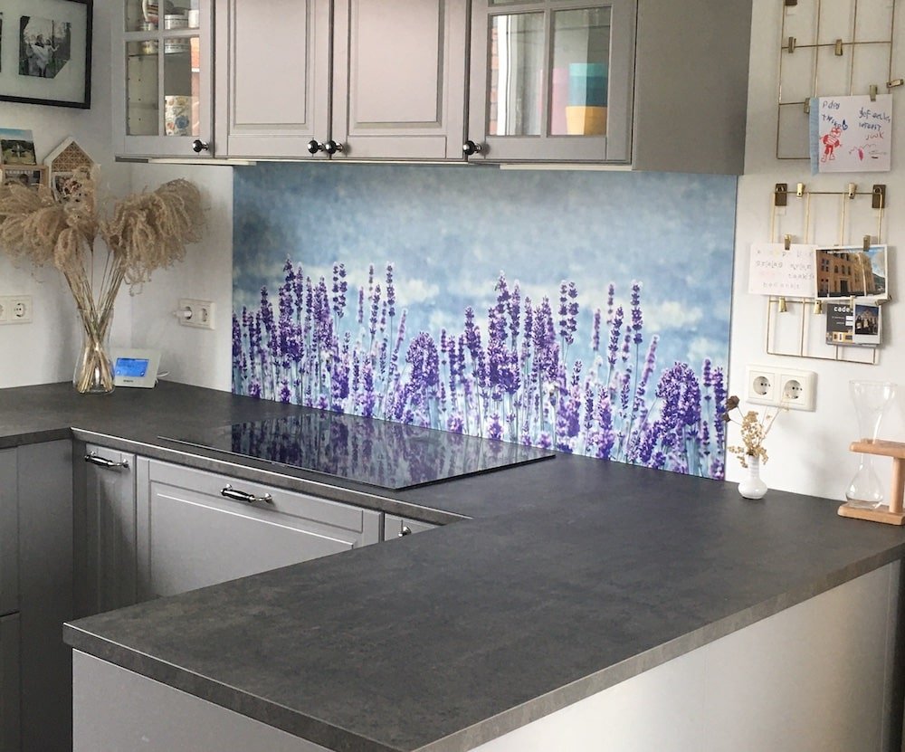 Lavendel keukenwand resultaat