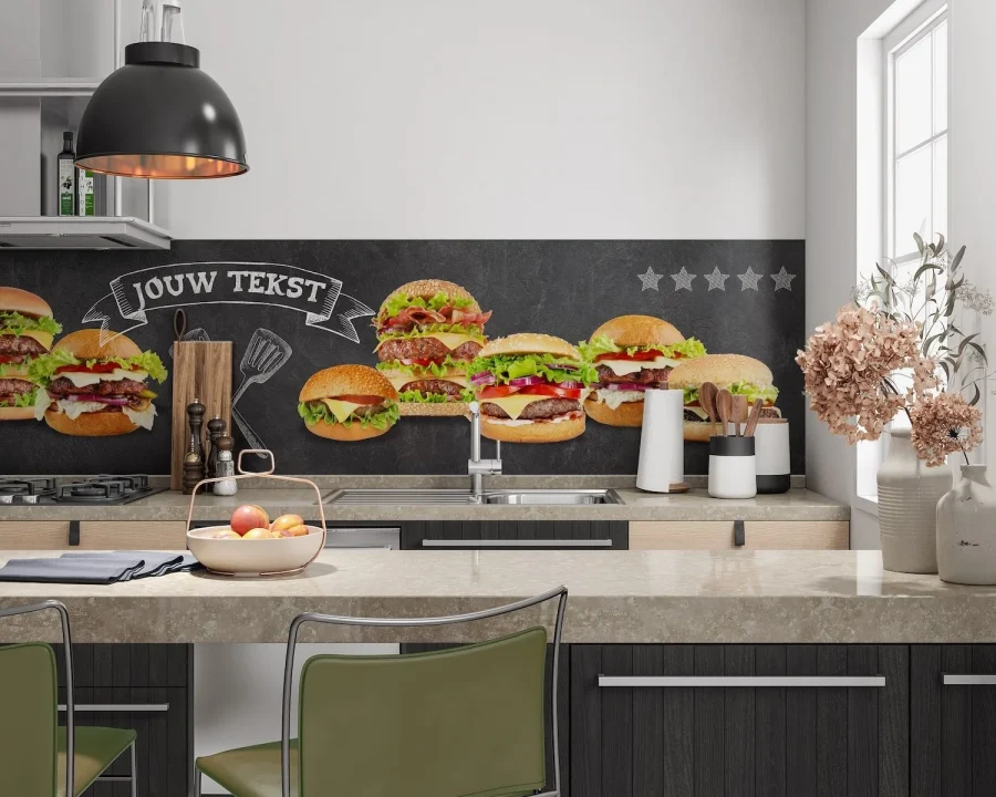 Burger Party Küchenrückwand DW4419 mit Hamburgern auf dunklem Tafelhintergrund