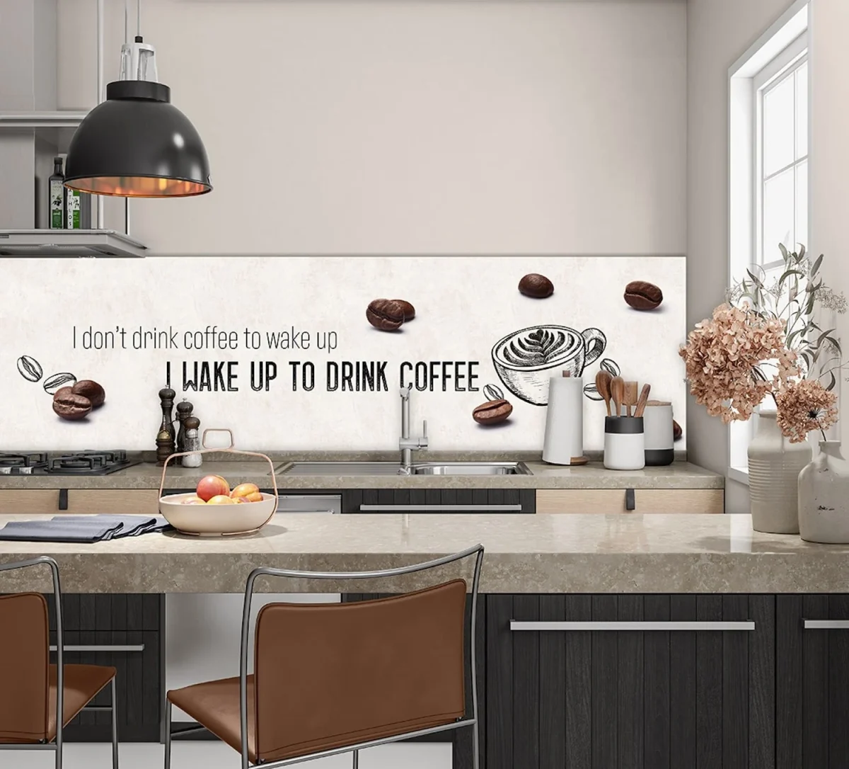I Wake Up for Coffee spatwand DW4403 met koffiebonen en quote op crèmekleurige achtergrond