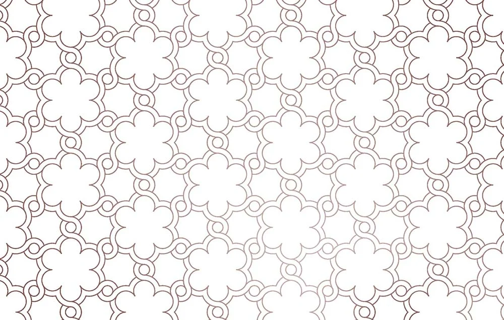Casablanca Bronze Küchenrückwand DW446105 mit marokkanischem Quatrefoil-Muster in Bronzelinien auf weißem Hintergrund