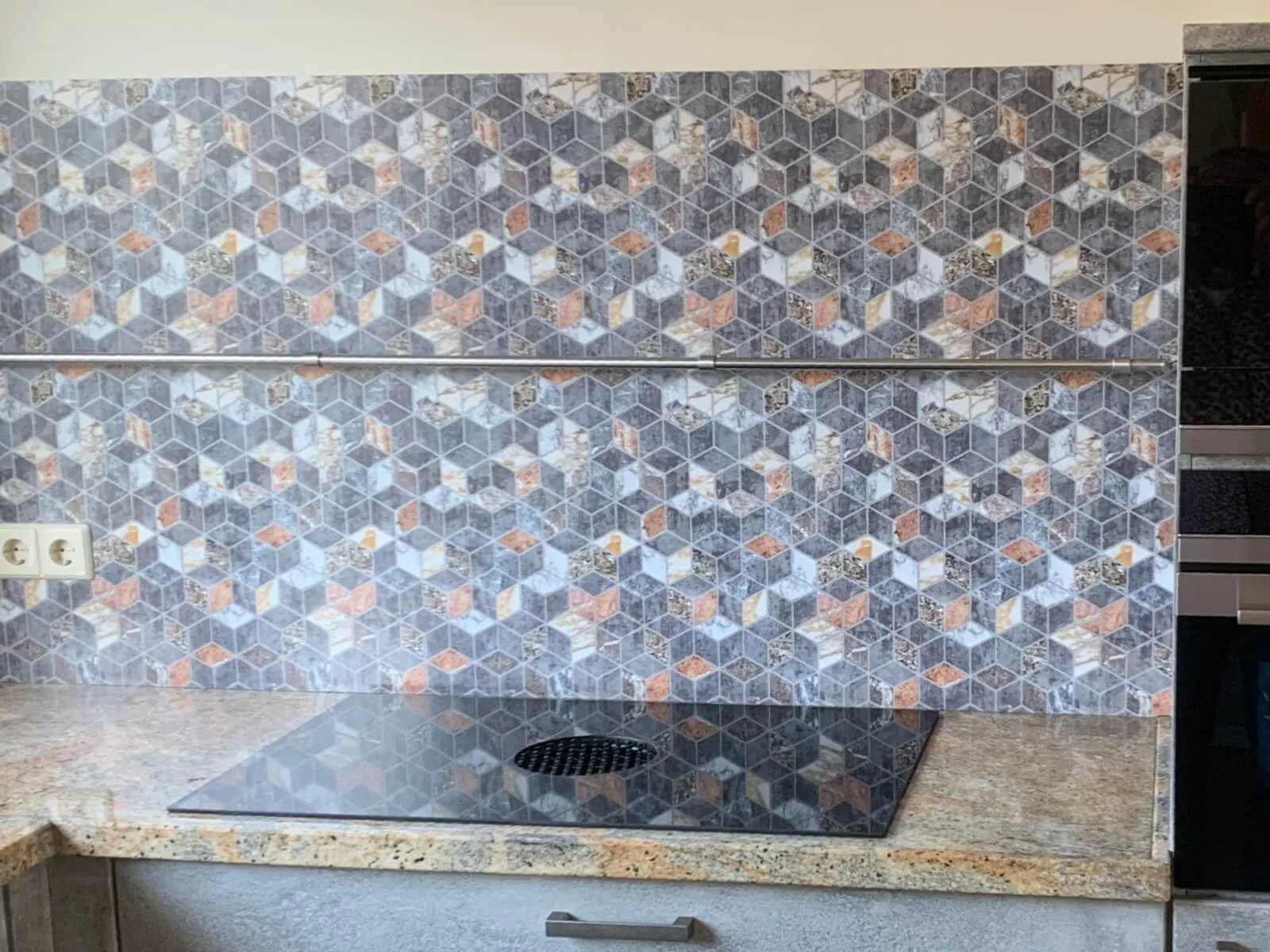 Keuken Achterwand Klantfoto's 4 Marmeren hexagon tegellook spatwand DW1054 voor keuken