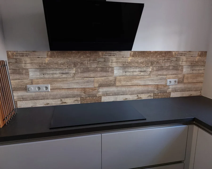 Wood print backsplash DW1057 in modern kitchen with dark worktop and reclaimed wood planks