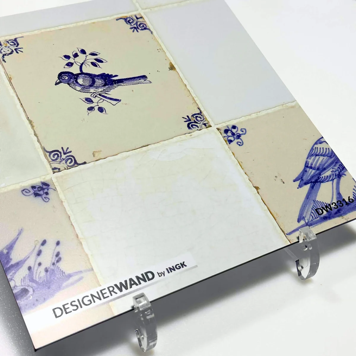 Staal van DW3316 spatwand met Delfts blauwe vogels op witgeglazuurde tegels
