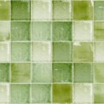 Groene antieke tegel spatwand Green Teal DW3319 met olijfgroene en saliekleurige tegels