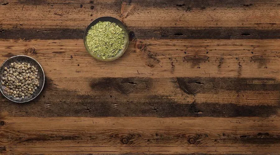 Kitchen splashback - Spices India Love- wood
