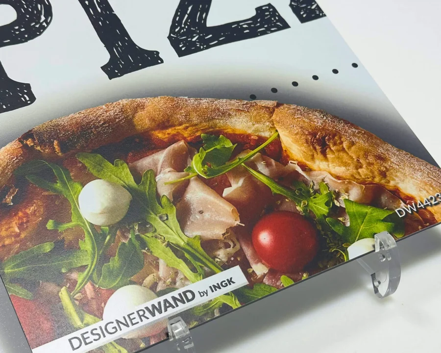 DW4423 Küchenrückwand-Muster mit Pizzen und italienischen Illustrationen auf weißem Hintergrund