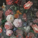 Rijksmuseum Bloemen spatwand DW7317 met klassiek bloemstilleven op donkere verweerde achtergrond