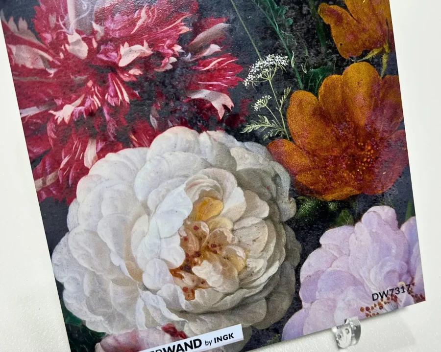 Muster der Rijksmuseum Blumen Küchenrückwand DW7317 mit klassischem Blumenstillleben auf verwittertem dunklem Hintergrund