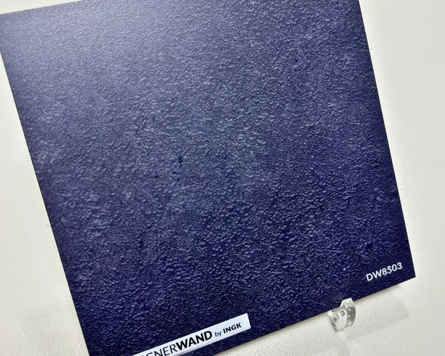 Muster Ombre Anthra DW8503 Küchenrückwand in tiefem Anthrazit mit Beton-Look-Textur