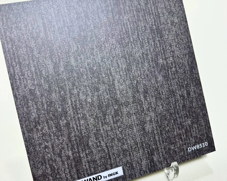 Muster Texture Taupe Dark DW8510 Küchenrückwand in dunklem Taupe mit Leinen-Webmuster