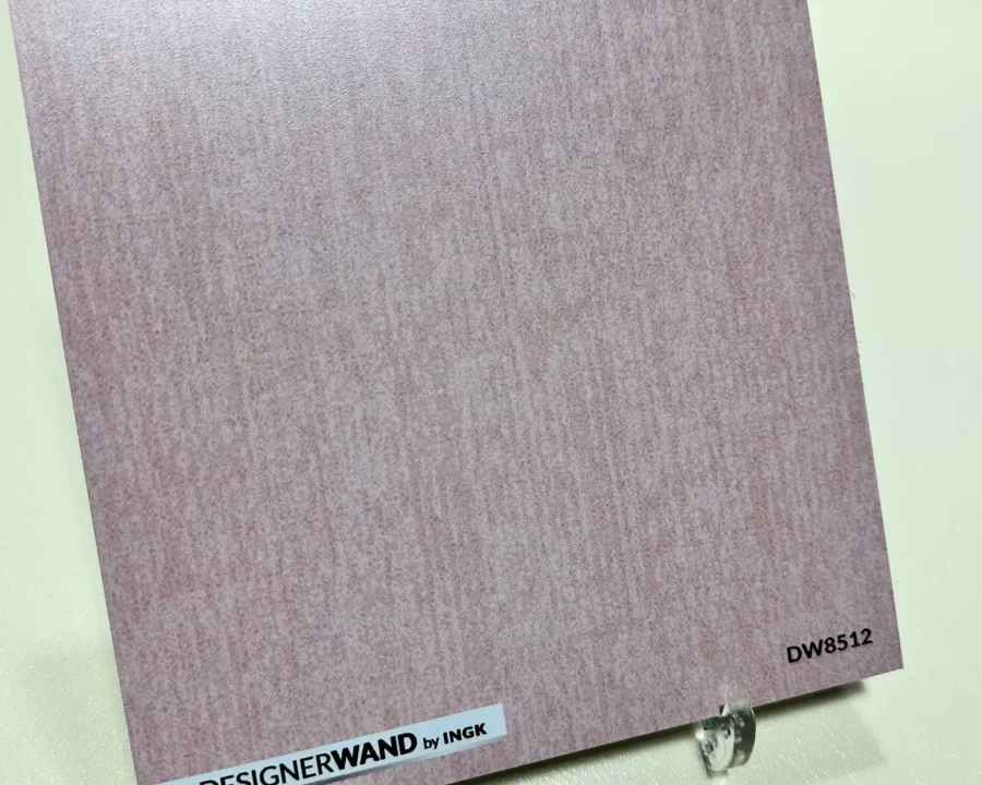 Muster Texture Blossom DW8512 Küchenrückwand in gedämpftem Blush-Rosa mit feiner Textilstruktur