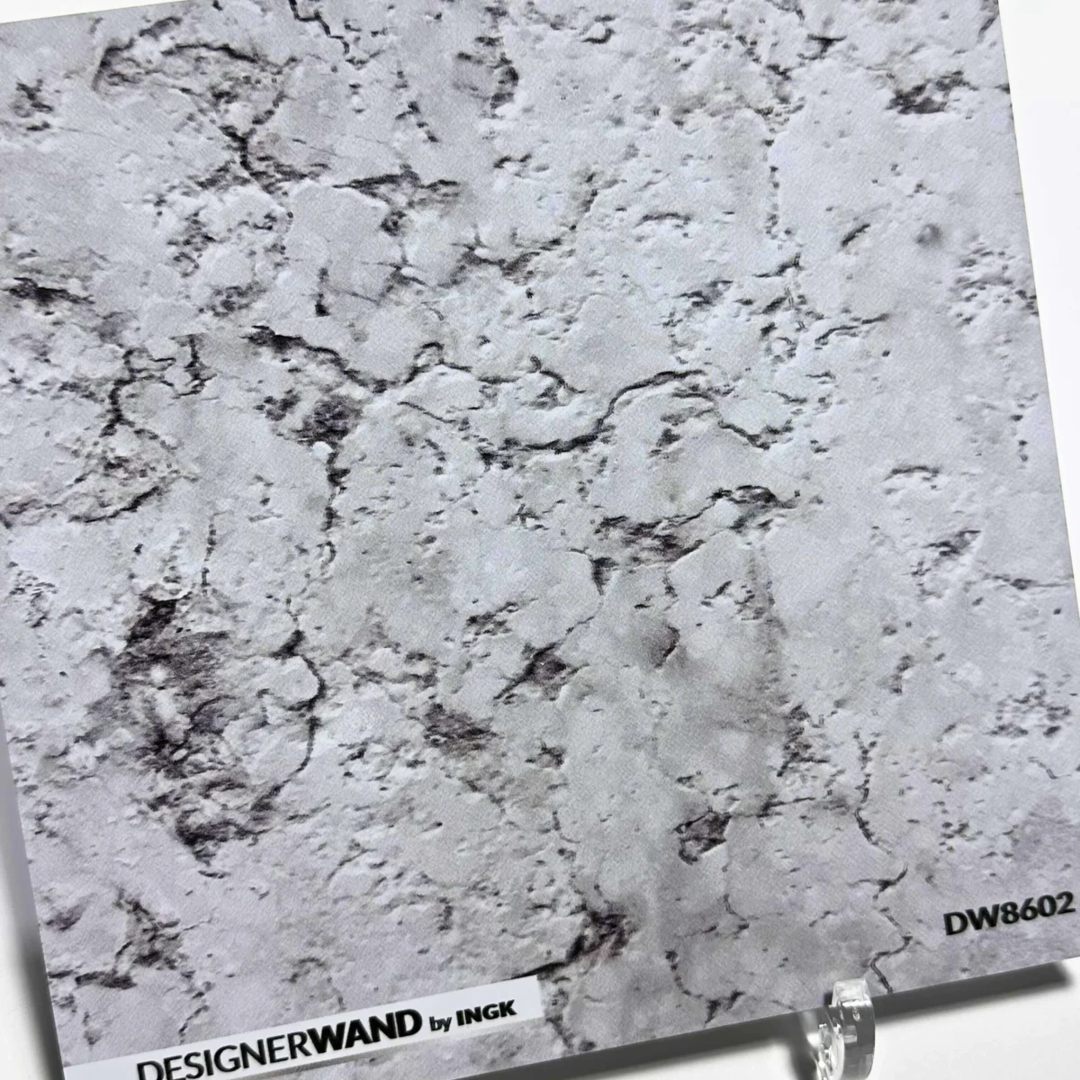 Échantillon de crédence Marbre Neutre avec motif de marbre discret dans des tons neutres