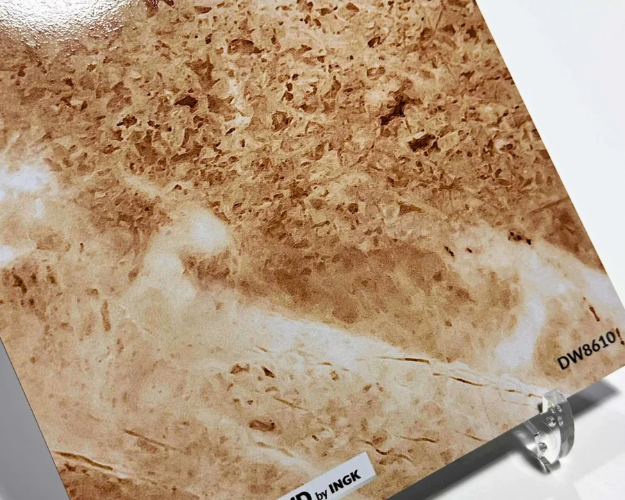 Sample of backsplash DW8610 Sand Marble with warm sand-coloured marble tones