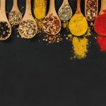 Crédence de cuisine - Herbes colorées