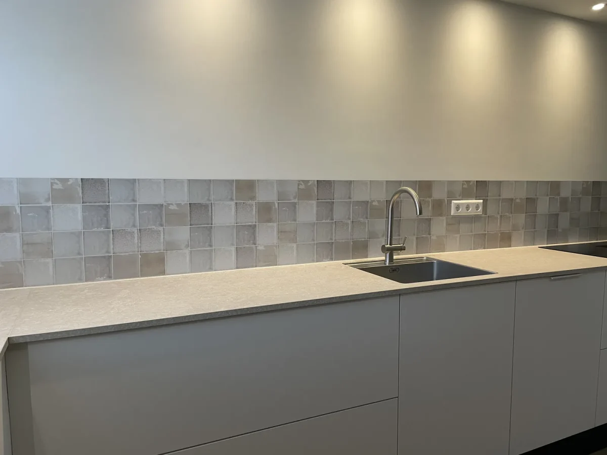 Crédence carrelage antique – Swirl dans la cuisine d'un client