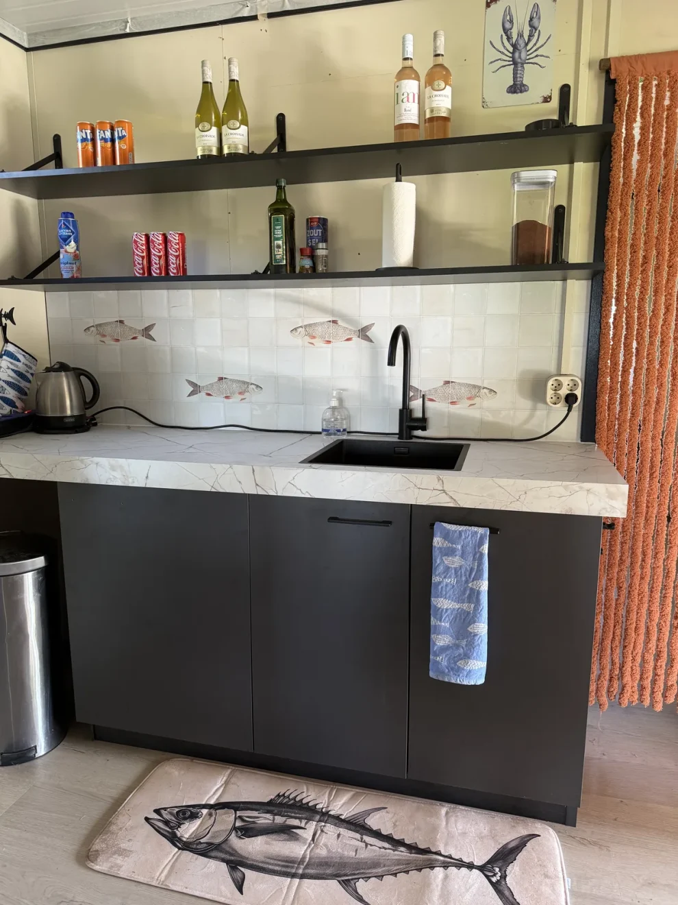 Crédence de cuisine avec impression, Design carrelage antique, Vissen dans la cuisine d'un client