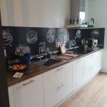 Crédence – Schoolbord Vintage Coffee dans la cuisine d'un client