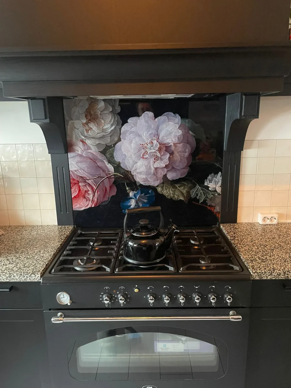 Old Masters, Rijksmuseum, DW7318 in a customer's kitchen