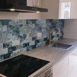 Crédence de cuisine avec impression – Tiless Pattern dans la cuisine d'un client