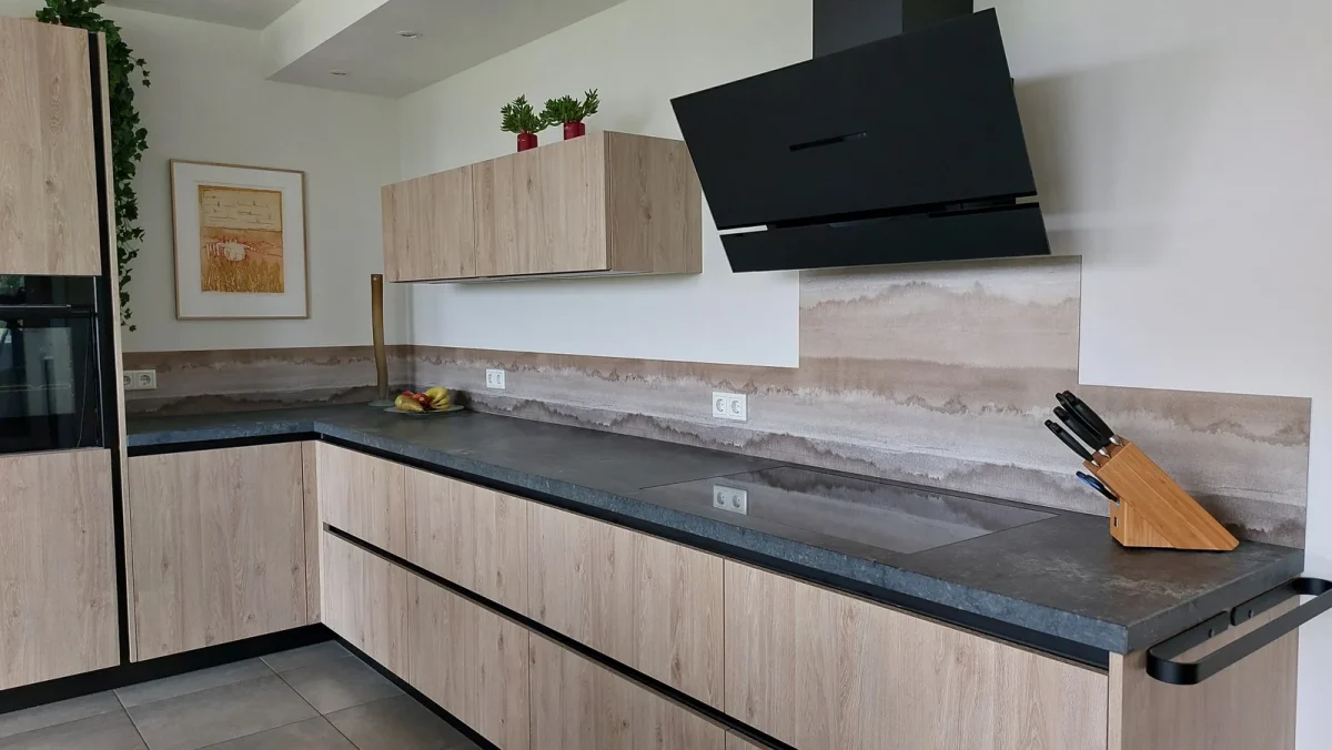 Esbjerg Behang, Dover in de keuken van een klant