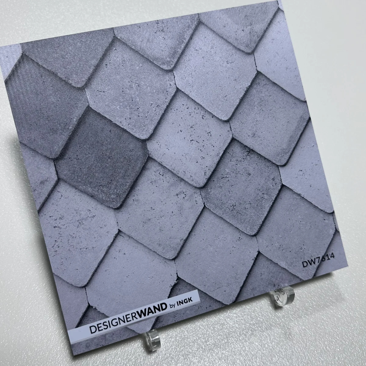 Échantillon DW7614, 20x20 cm, carreaux de béton gris en écailles
