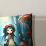 Coussin Décoratif Petit Chaperon Rouge parmi les champignons de près : l’impression, le tissu et la couture sur le bord