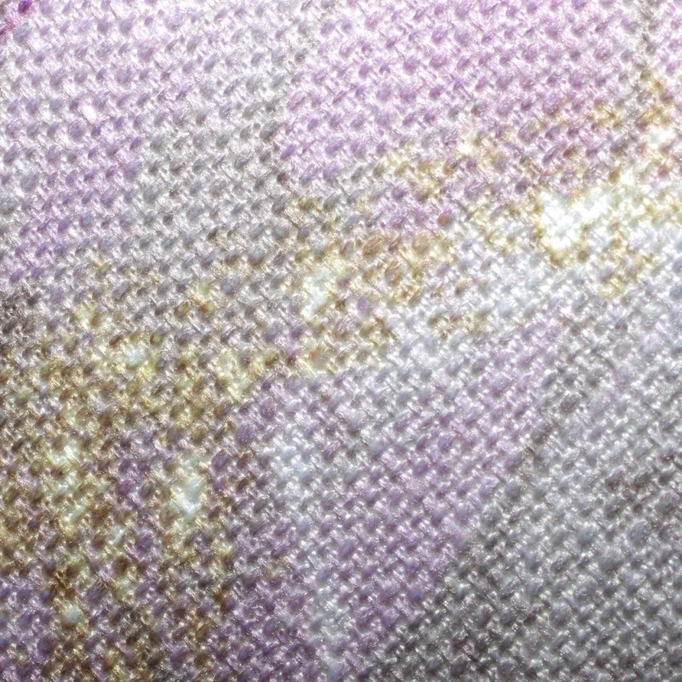 Gros plan du tissu imprimé d’un coussin décoratif